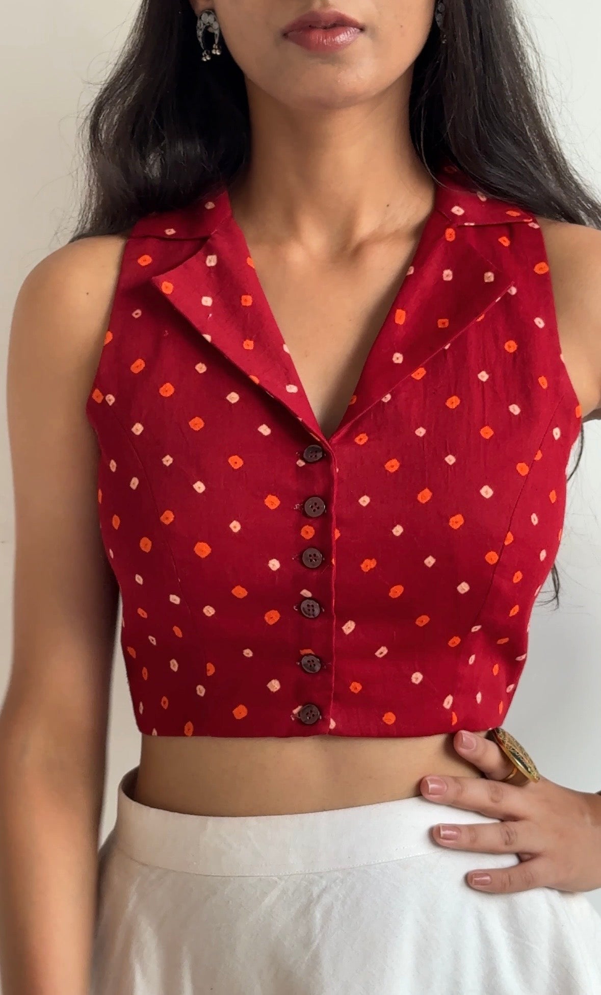 Bandhani Collared Halter Neck Crop Top