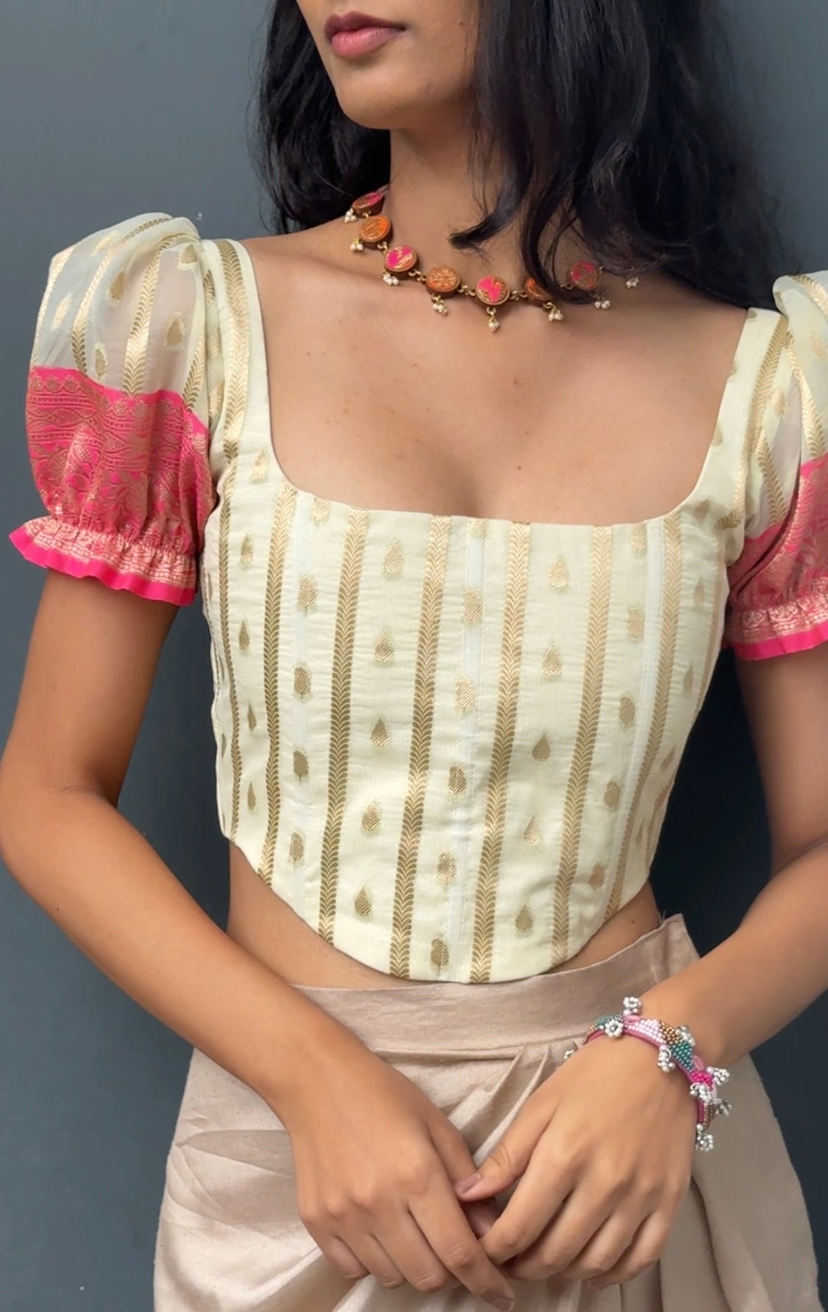 Cream Saree Corset With Sleeves