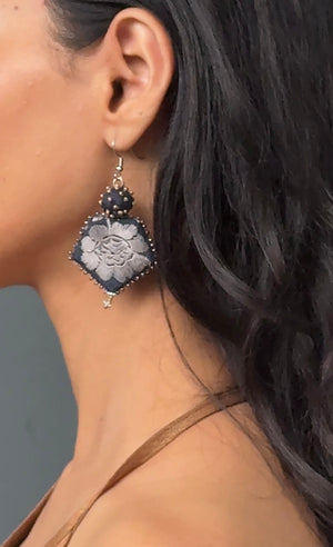 Chandni Earrings By Qurcha