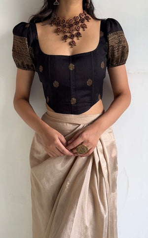 Koel Corset With Sleeves