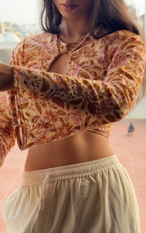 Daisy Ruched Tie-up Top