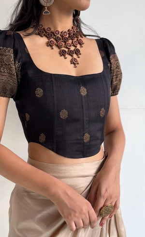 Koel Corset With Sleeves