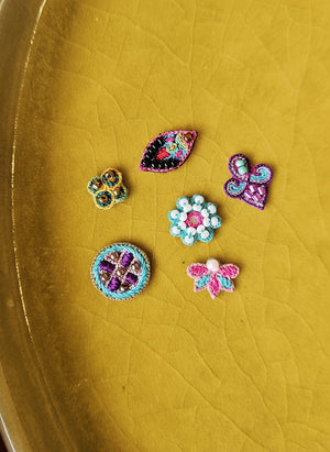 Kajraa Re (Bindi set of 6)