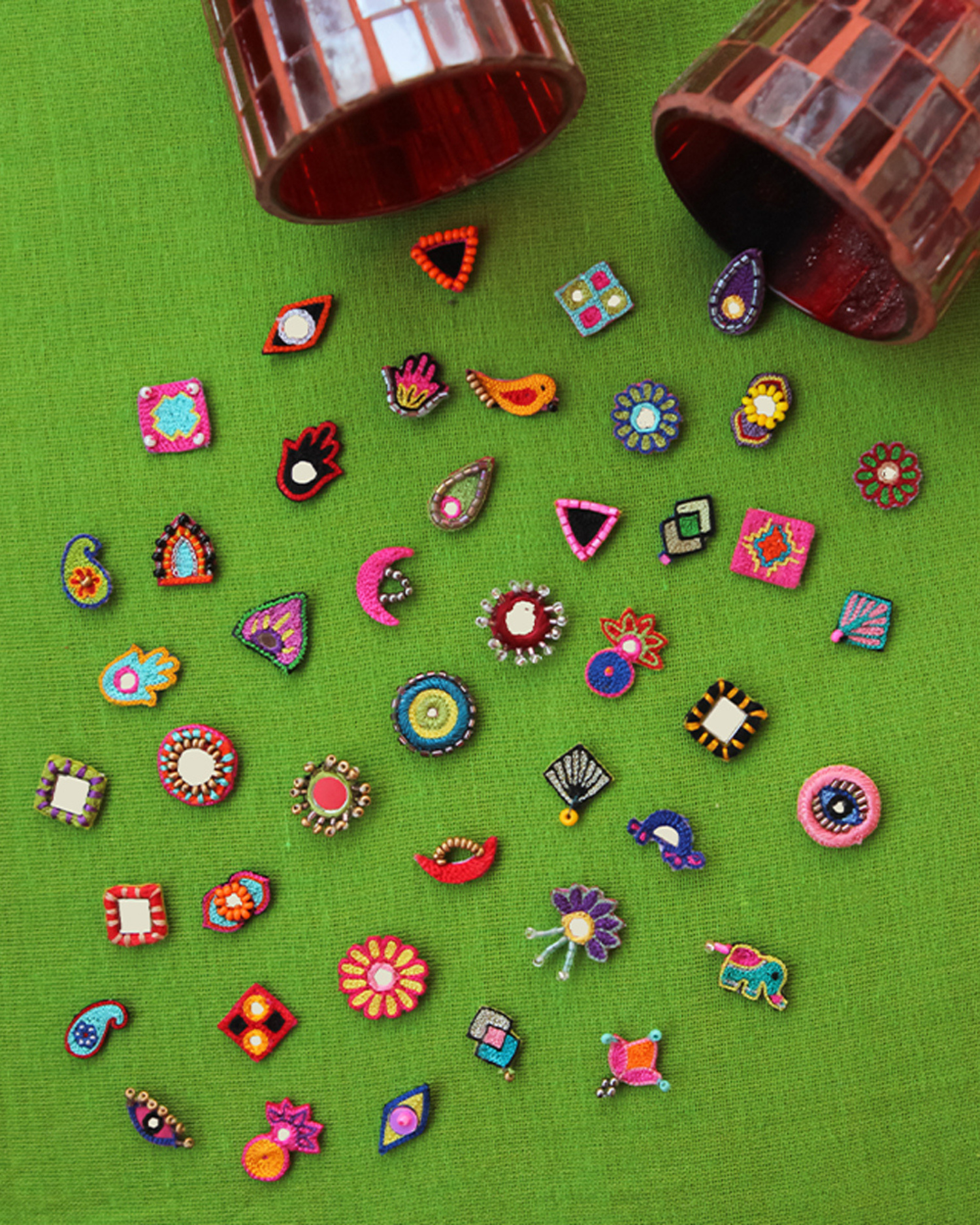 Meri Pyaari Bindu (Bindi set of 44)