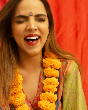 Meri Pyaari Bindu (Bindi set of 44)