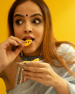 Meri Pyaari Bindu (Bindi set of 44)