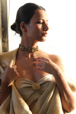 Sunehri Choker