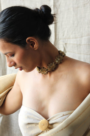 Sunehri Choker