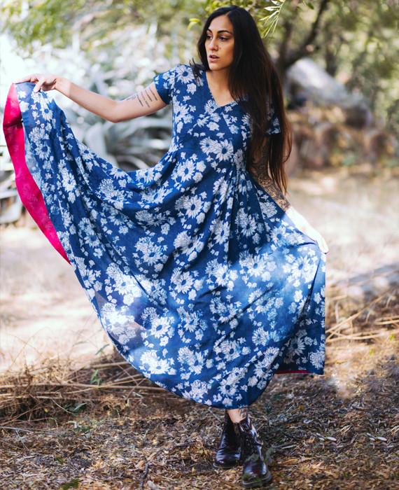 Buy Style Quotient Maroon Self Design Midi Dress for Women's Online @ Tata  CLiQ