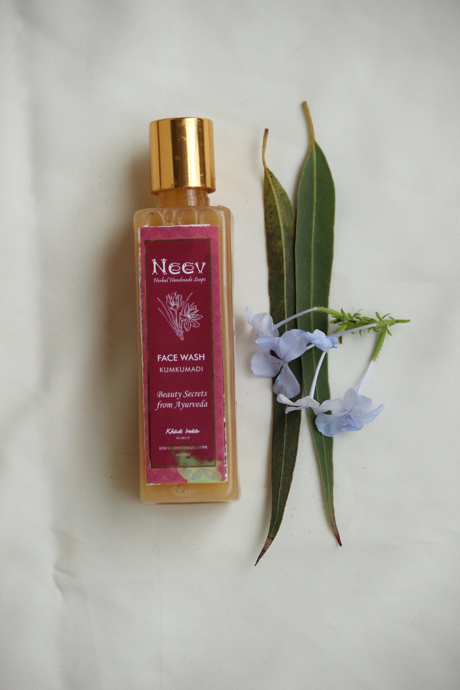 Kumkumadi Face Wash By Neev