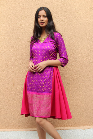 Magenta Bandhani Tiered Swing Dress With Kanjivaram Border